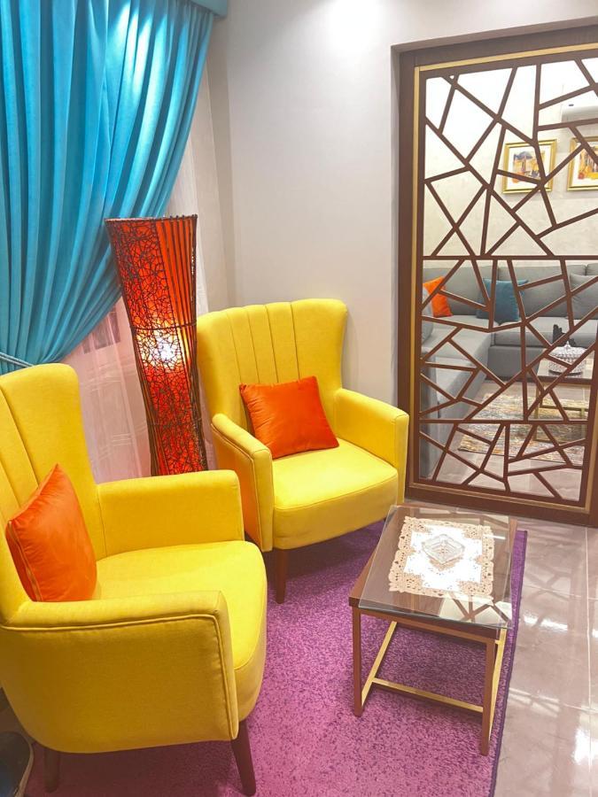 Luxury Flat With Garden And Private Entrance فاخرة بحديقة و مدخل خاص Kairó